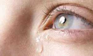 Лечение слезотечения с помощью народных методов