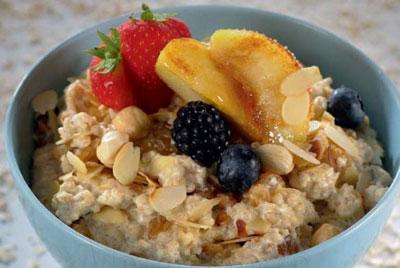 Овсяная каша с фруктами