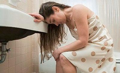 Запор у девушки