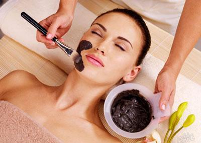 Маска из активированного угля