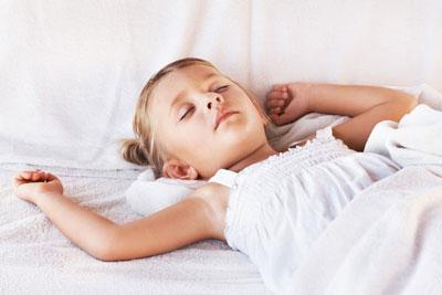 Ребенок спит