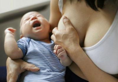 Отказ ребенка от груди