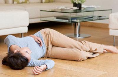 Девушка без сознания