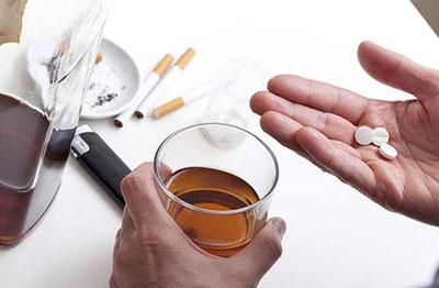 Алкоголь и таблетки