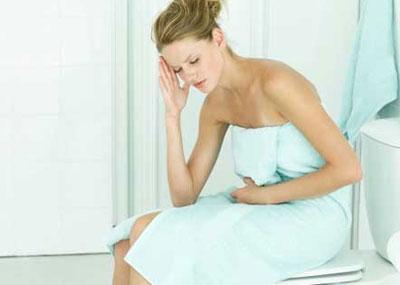 Запор у женщины