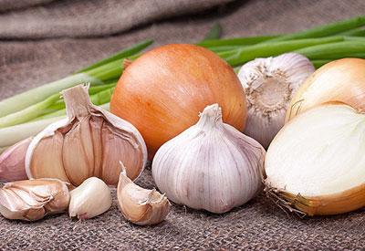 Лук и чеснок
