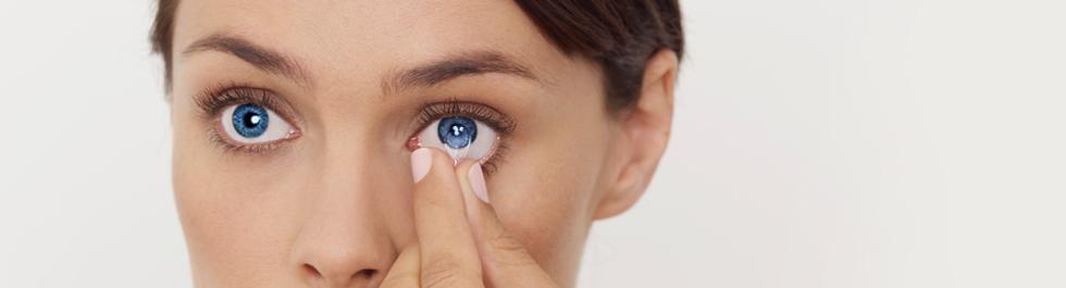 как снять линзы