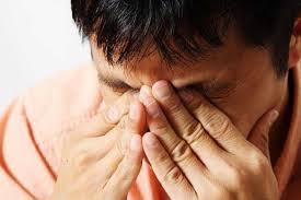 причина от ожога глаз