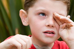 болезнь глаз у ребенка